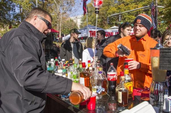 141115Tailgate Fever - UGA vs Auburn _21.jpg