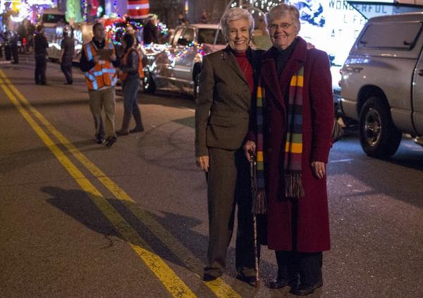 141204_rls_AnnualDowntownParadeOfLights_003.jpg