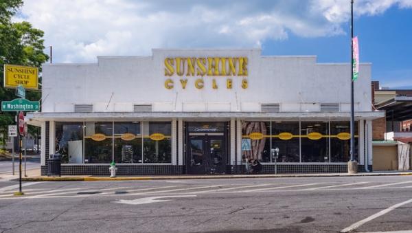 Athens_SunshineCycles_02_300ppi.jpg