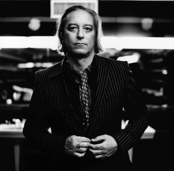 Peter-Buck.jpg