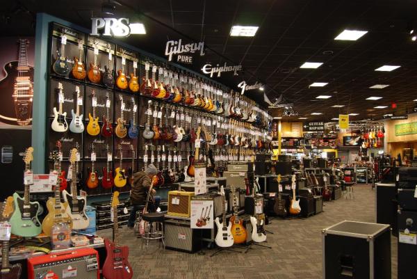 guitar center.jpg